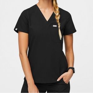 FIGS Caterina One Pocket size XL Black
